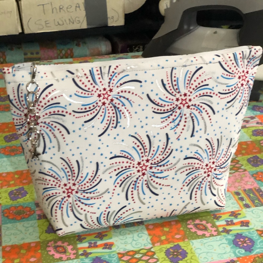 Handmade Zipper Pouch (Lined)
